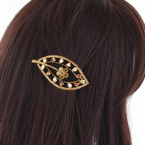 Luxurious Cubiczirconia Cutout Leaves Barrette