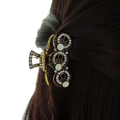 Luxurious Cubiczirconia Hair Jaw