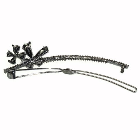 Luxurious Cubiczirconia Flower Barrette