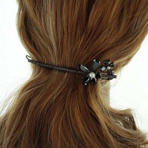 Luxurious Cubiczirconia Flower Barrette