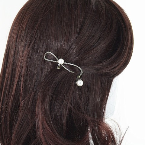 Hairpins White