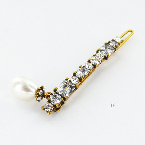 Hairpins White