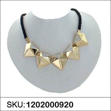 Necklace Gold