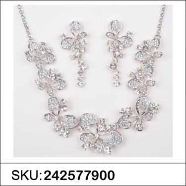 Necklace& Earr Set White