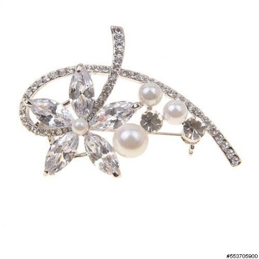 Brooch White