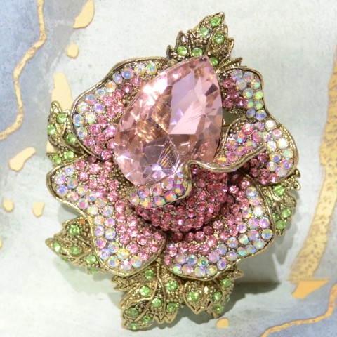 Flower Crystal Brooch